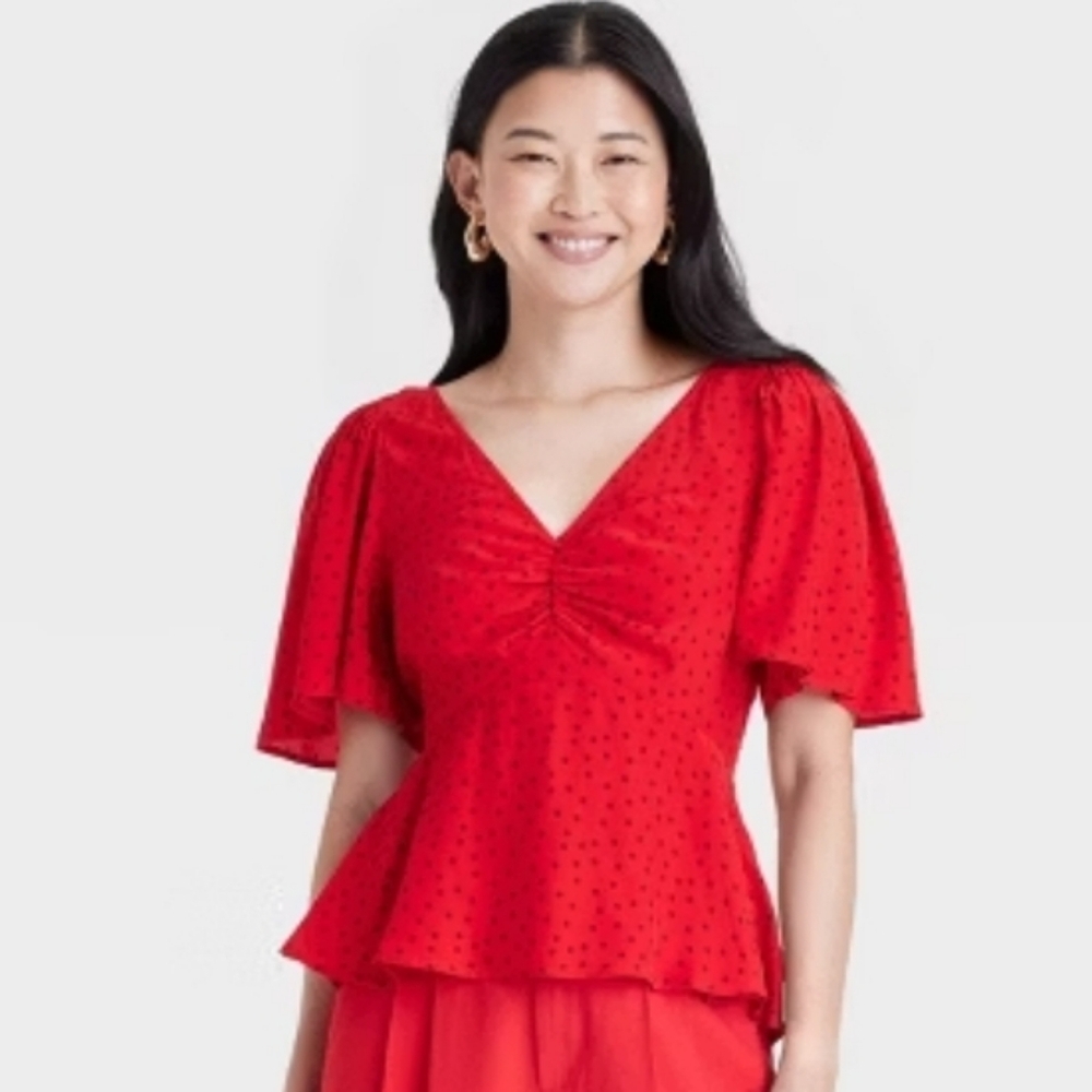 Polka Dot Women's Slim Fit Flutter Short Sleeve V-Neck Top - A New Day Sz Large